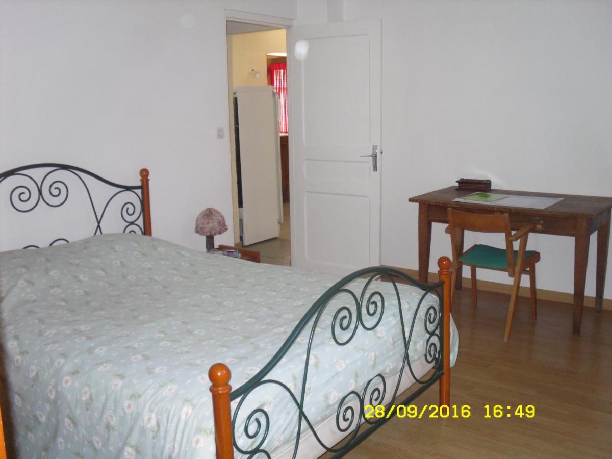 Maison - Chambre d’hôte située au cœur d Asfeld Exterior foto